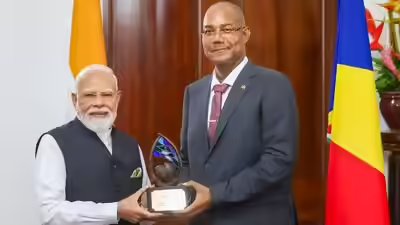 1782701138 pm modi in seychelles.jpg