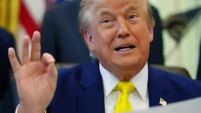 A federal judge invalidated donald trumps ban on 39 countries.jpg