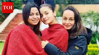 Alia bhatt soni razdan photo shaheen bhatt.jpg