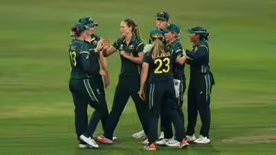 Aus women 2406 sd.jpg