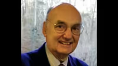 Frank pittman image psychotherapynet.jpg