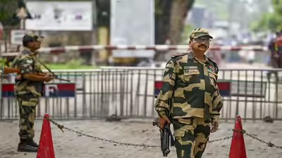 India bangladesh border.jpg