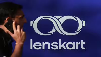Lenskart solutions share price.jpg