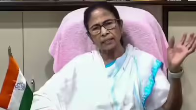 Mamata banerjee addresses media.jpg