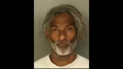 Penn station stabbing suspect was identified as hector deleon a homeless man.jpg