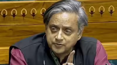 Shashi tharoor ians.jpg