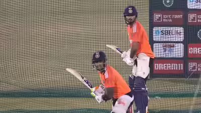 Suryakumar yadav and shreyas iyer pti photo.jpg