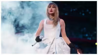 Taylor swift terror plot.jpg