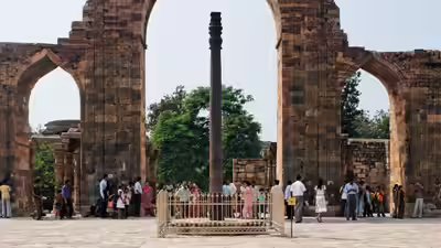 This magnificent iron pillar at qutb minar has remained rust free for 1600 years here39s why.jpg