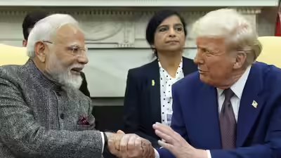 Trump modi.jpg