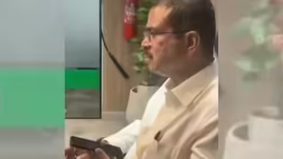 Union minister.jpg
