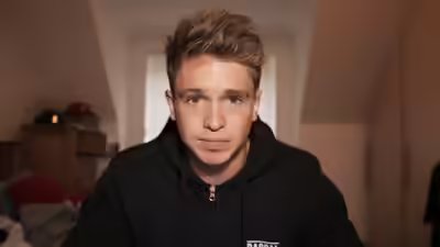 Who is joe weller british youtuber opens up about finding god after years of inner battles.jpg