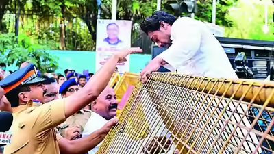 Youth cong members protest neet and cbse controversies in mumbai.jpg