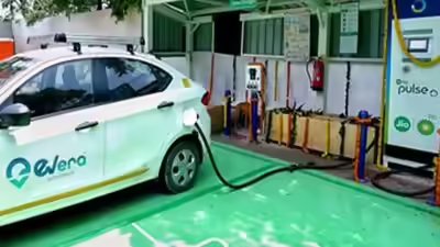 1783070784 delhi ev policy.jpg