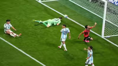 1783477938 egypt argentina wcup soccer.jpg