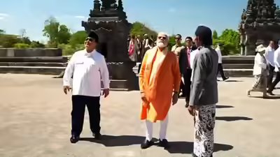 1783490203 pm modi in indonesia.jpg