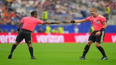 1784081042 spain france wcup soccer.jpg