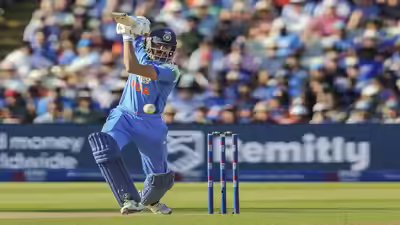 1784099664 axar patel.jpg
