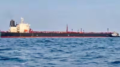 1784651420 oil tanker.jpg