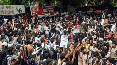 1784850710 cjp protests.jpg