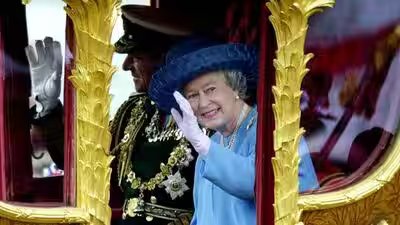 1785126019 queen elizabeth.jpg