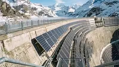 5000 solar panels producing 3 times more electricity in the alps peak.jpg