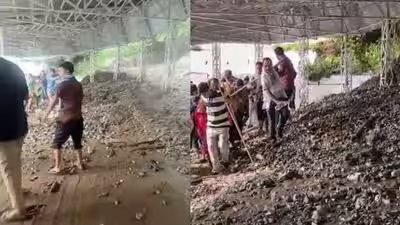 A landslide struck the vaishno devi yatra track on wednesday evening.jpg
