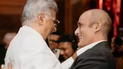 Akshaye khanna 3.jpg