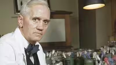 Alexander fleming image wikipedia.jpg