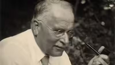 Carl jung image wikipedia.jpg