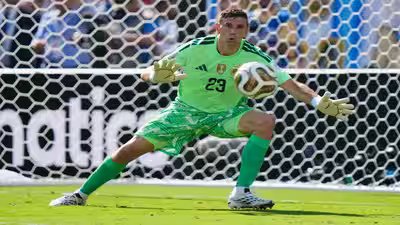 Emiliano martinez.jpg