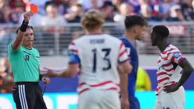 Fifa lifts us star striker baloguns red card suspension at world cup after trump calls infantino.jpg