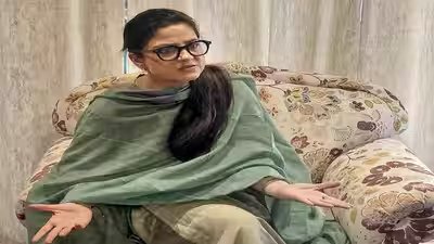 Iltija mufti addresses media.jpg