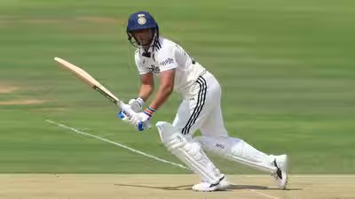 Ind w vs eng w test cricket match day 1.jpg
