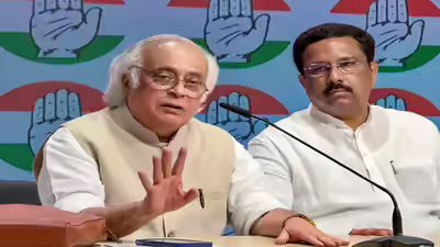 Jairam ramesh addresses media.jpg