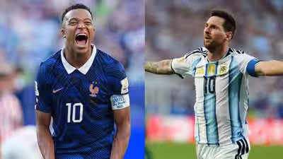Kylian mbapp leads lionel messi.jpg