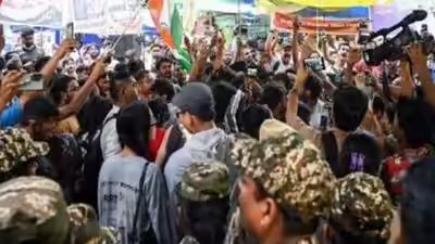 Lathi charge neet protesters.jpg