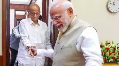 Pm modi meets sharad pawar.jpg