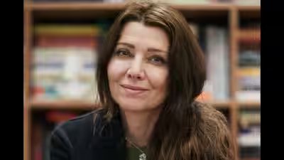 Quote of the day by elif shafak.jpg