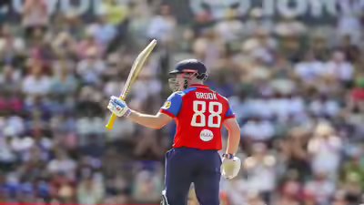 Southampton england jul 11 ani england skipper harry brook celebrates his .jpg