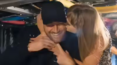 Taylor travis keep kissing.jpg