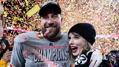 Travis kelce and taylor swift.jpg