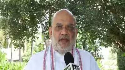 Amit shah attacks congress over decision to sing only first two stanzas of vande mataram.jpg
