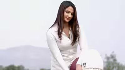 Anaya bangar.jpg