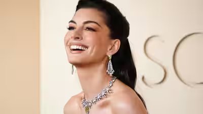 Anne hathaway baby gender.jpg