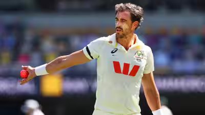 Australias mitchell starc.jpg