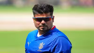Bengaluru royal challengers bangalore player karn sharma during a training sess.jpg
