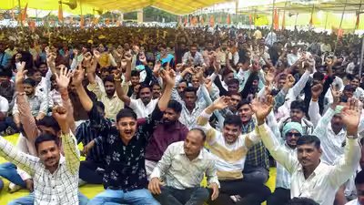 Contractual employees under the banner of bharatiya mazdoor sangh.jpg