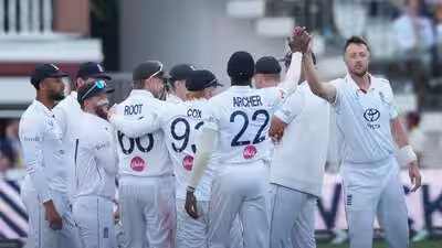 England beat pakistan.jpg