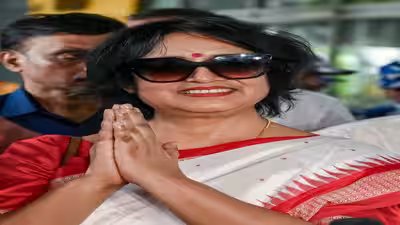 Exiled author taslima nasreen arrives in kolkata after nearly 19 years.jpg